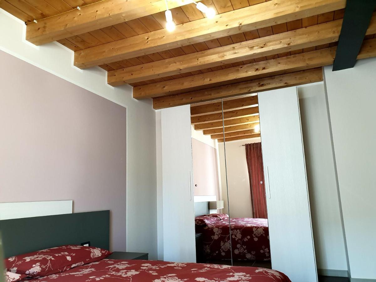 Dimora Rosso San Zeno - Wifi Veloce E Adatto Per Famiglie Верона Екстериор снимка